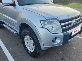 2010 Mitsubishi Pajero IV, серебристый, 1450000 рублей, вид 4