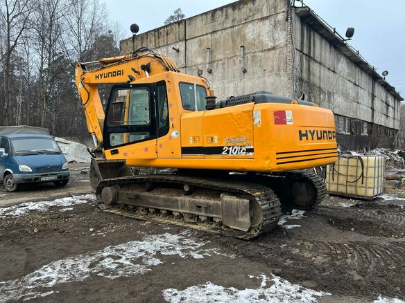 2006 Hyundai R210LC, оранжевый, 3500000 рублей