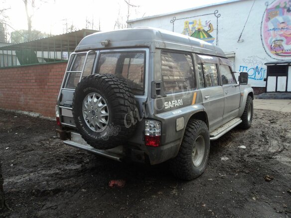 1990 Nissan Safari IV (Y60), серый - вид 4