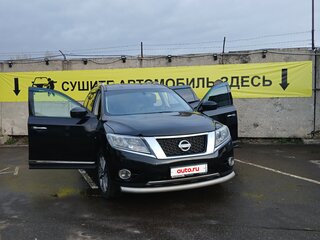 2014 Nissan Pathfinder IV, чёрный, 2200000 рублей, вид 4