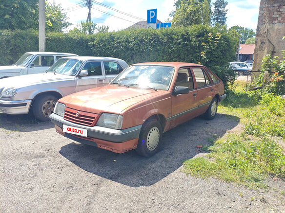 1987 Opel Ascona C, красный, 300000 рублей