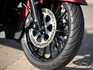 2019 Harley-Davidson Road Glide Special, красный, 1790000 рублей, вид 2