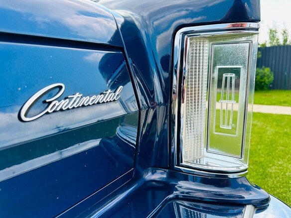 1979 Lincoln Continental V, синий, 7500000 рублей - вид 8