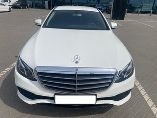 2019 Mercedes-Benz E-Класс 200 V (W213, S213, C238), белый, 3800000 рублей, вид 3