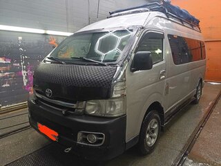 2008 Toyota HiAce H200, серебристый, 1250000 рублей, вид 1