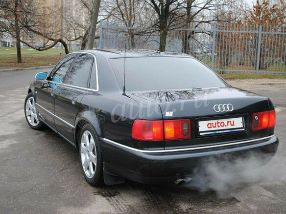 1999 Audi S8 I (D2) Рестайлинг, чёрный - вид 1