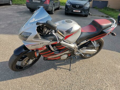 2003 Honda CBR 600F, серебристый, 400000 рублей, вид 4