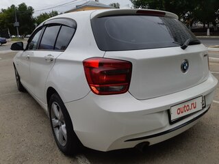 2013 BMW 1 серии 118i II (F20/F21), белый, 1250000 рублей, вид 5