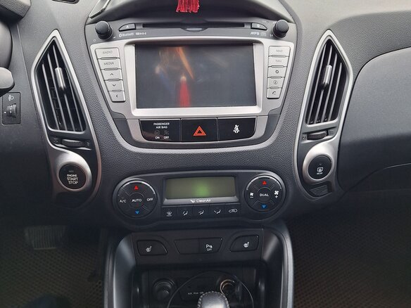 2011 Hyundai ix35 I, белый, 1050000 рублей - вид 14