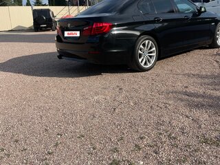 2012 BMW 5 серии 520i VI (F10/F11/F07), чёрный, 1850000 рублей, вид 3