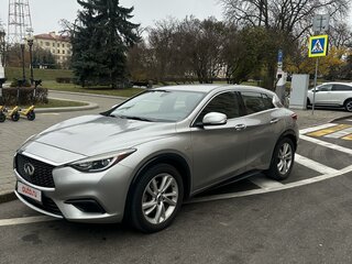 2018 Infiniti Q30, серебристый, 1900000 рублей, вид 1