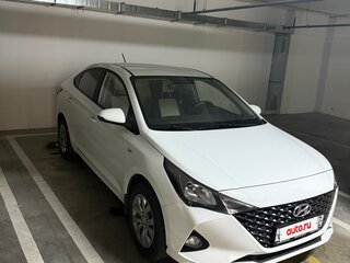 2021 Hyundai Solaris II Рестайлинг, белый, 1570000 рублей, вид 3