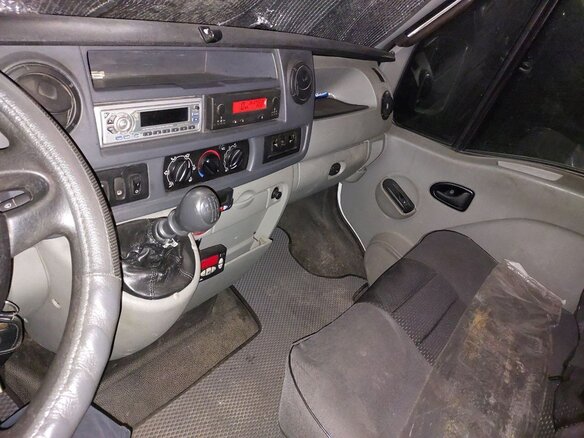 2004 Renault Mascott, белый, 1800000 рублей - вид 6