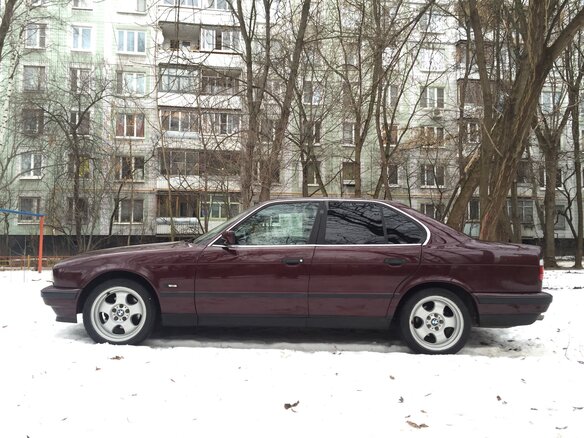 1992 BMW 5 серии 525i III (E34), пурпурный - вид 7