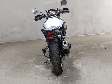 2022 Suzuki V-Strom DL 650, белый, 750000 рублей, вид 4