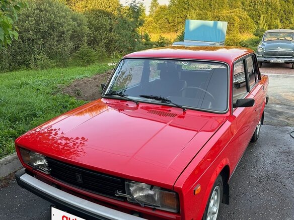 1990 Lada (ВАЗ) 2105, красный, 650000 рублей