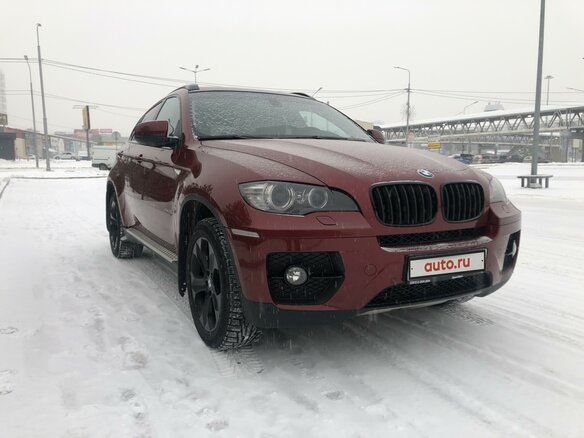 2010 BMW X6 35i 6-speed I (E71), красный - вид 5