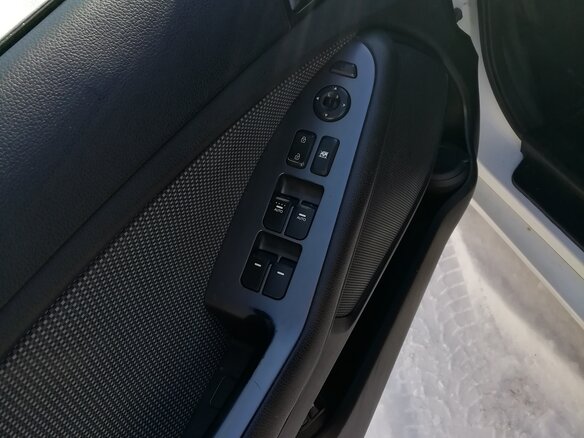 2011 Kia Optima III, белый - вид 10
