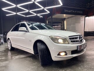 2007 Mercedes-Benz C-Класс 200 III (W204), белый, 1050000 рублей, вид 1