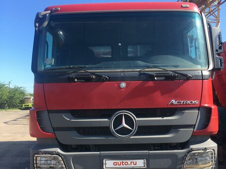 2017 Mercedes-Benz Actros, пурпурный, 7850000 рублей, вид 1