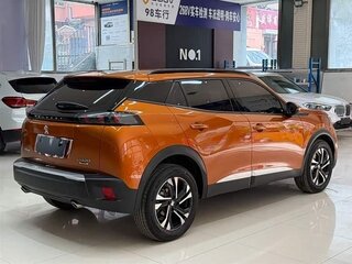 2021 Peugeot 2008 II, оранжевый, 1350008 рублей, вид 4