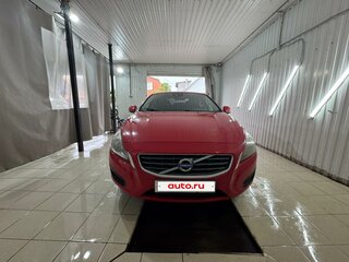 2011 Volvo S60 II, красный, 900000 рублей, вид 4