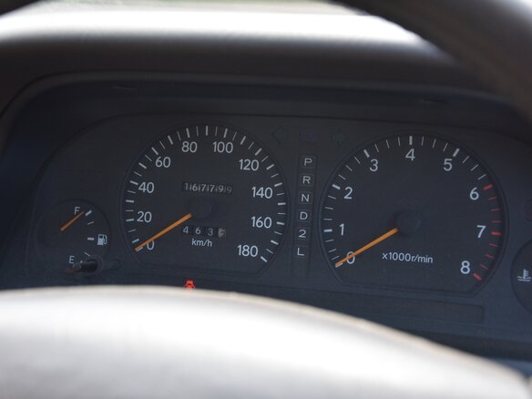 1995 Toyota Mark II VII (X90), белый, 1200000 рублей - вид 5