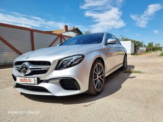 2017 Mercedes-Benz E-Класс AMG 63 AMG V (W213), серебристый, 15000000 рублей, вид 1