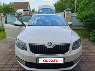 2015 Skoda Octavia III (A7), белый, 1400000 рублей, вид 2