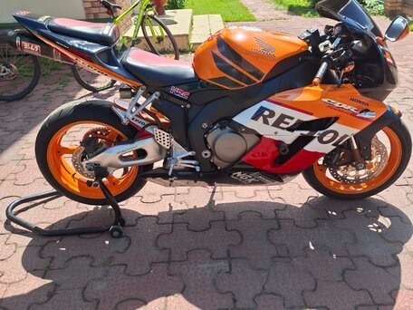 2005 Honda CBR 1000 RR/RA Fireblade, оранжевый, 600000 рублей, вид 2