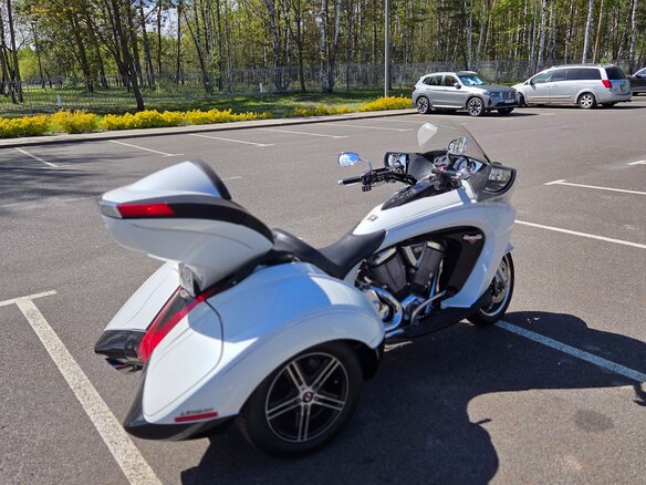 2013 Victory Vision Tour, белый, 5500000 рублей - вид 20