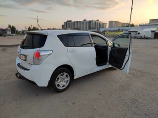 2013 Toyota Verso I Рестайлинг, белый, 1450000 рублей, вид 5