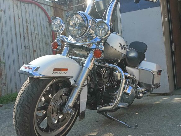2008 Harley-Davidson Road King, белый, 1100000 рублей - вид 13