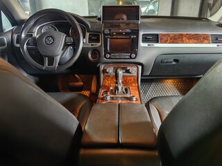 2013 Volkswagen Touareg II, чёрный, 1960000 рублей, вид 4