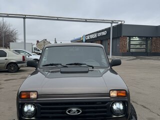 2017 Lada (ВАЗ) 2131 (4x4) I, коричневый, 800000 рублей, вид 2