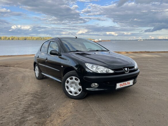 2008 Peugeot 206, чёрный, 400000 рублей - вид 1