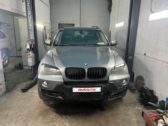 2006 BMW X5 3.0si II (E70), серый, 1300000 рублей - вид 4