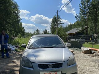 2011 Kia Rio II Рестайлинг, серебристый, 650000 рублей, вид 2