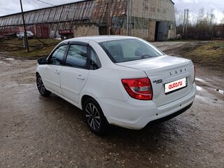 2019 Lada (ВАЗ) Granta I Рестайлинг, белый, 700000 рублей, вид 3