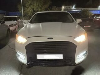 2013 Ford Fusion (North America) II, белый, 1100000 рублей, вид 2