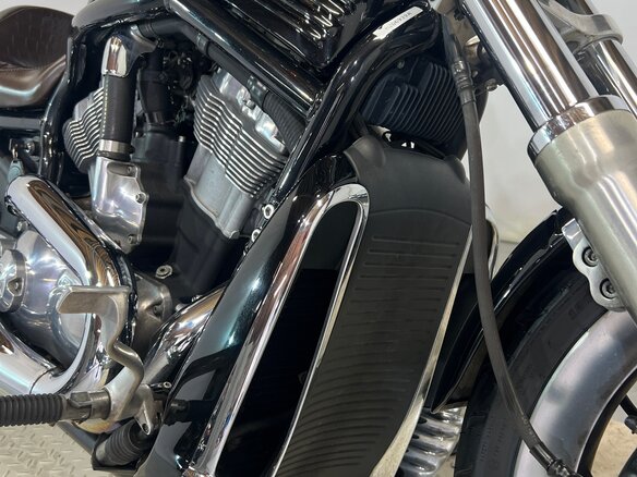 2004 Harley-Davidson V-Rod, чёрный, 560000 рублей - вид 13