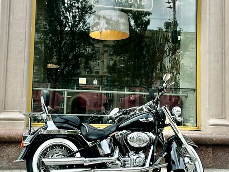 2013 Harley-Davidson Softail Deluxe, чёрный, 1801000 рублей, вид 1
