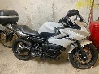 2011 Yamaha XJ600, белый, 600000 рублей, вид 1