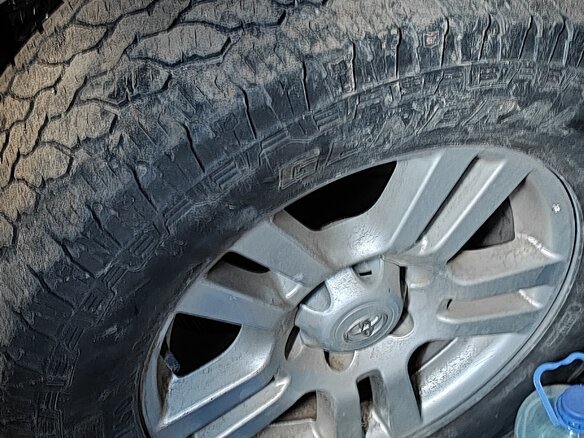 2001 Toyota Sequoia I, серый, 1600000 рублей - вид 13