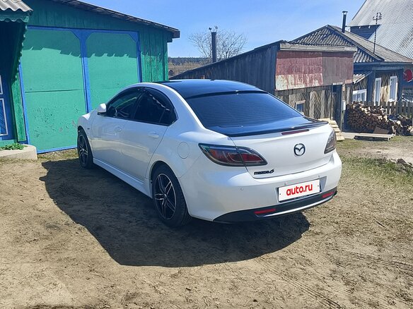 2010 Mazda 6 II (GH) Рестайлинг, белый, 800000 рублей - вид 4