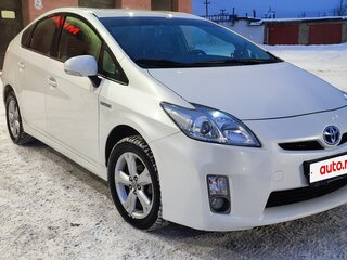 2010 Toyota Prius III (XW30), белый, 1200000 рублей, вид 1