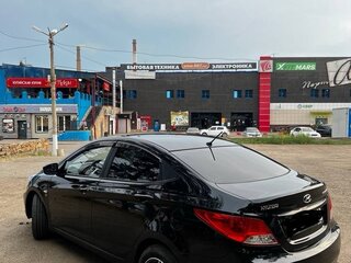 2014 Hyundai Solaris I, чёрный, 1000000 рублей, вид 2