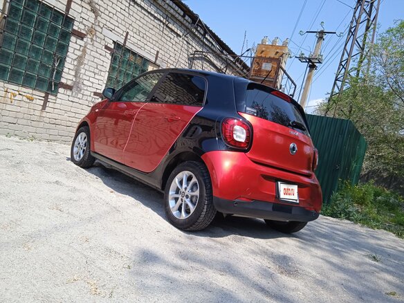 2015 Smart Forfour II, красный, 1050000 рублей - вид 3