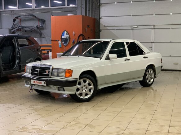1991 Mercedes-Benz 190 (W201), белый, 420000 рублей