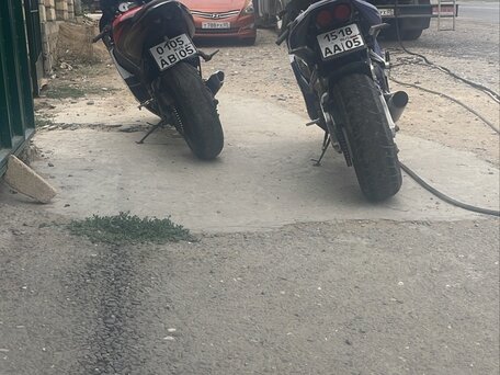 1999 Yamaha YZF-R1, синий, 500000 рублей, вид 4